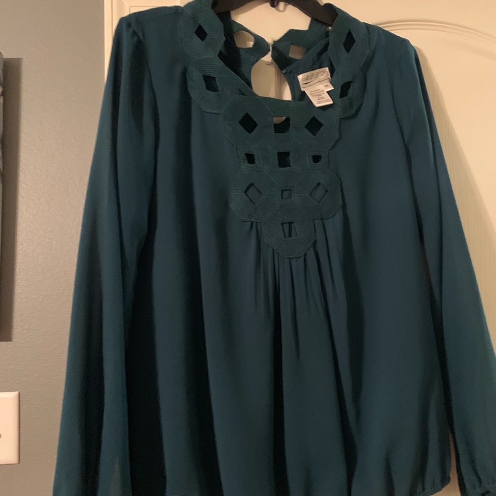 Long sleeve top